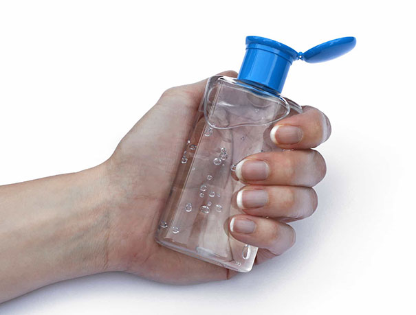 Nước rửa tay khô - nguy hiểm tiềm tàng cho người sử dụng