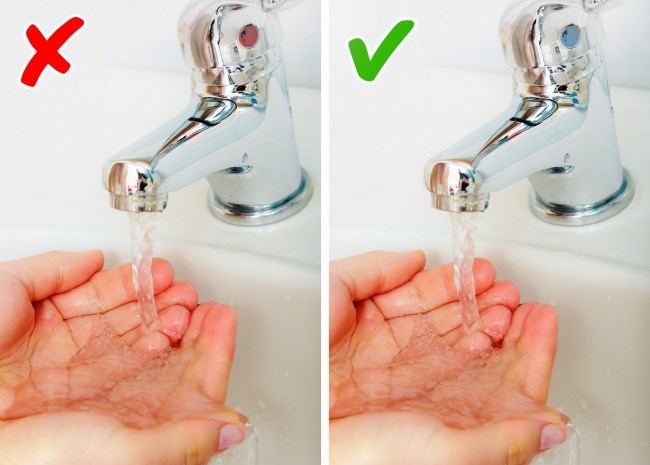 rửa tay bằng nước nóng